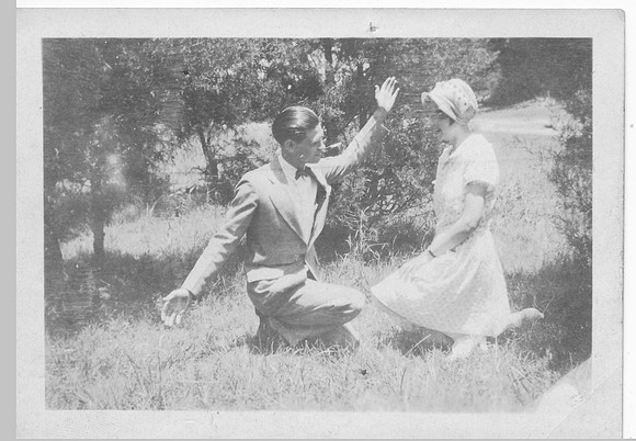Unknown persons in Vivian Hall belongings_0008